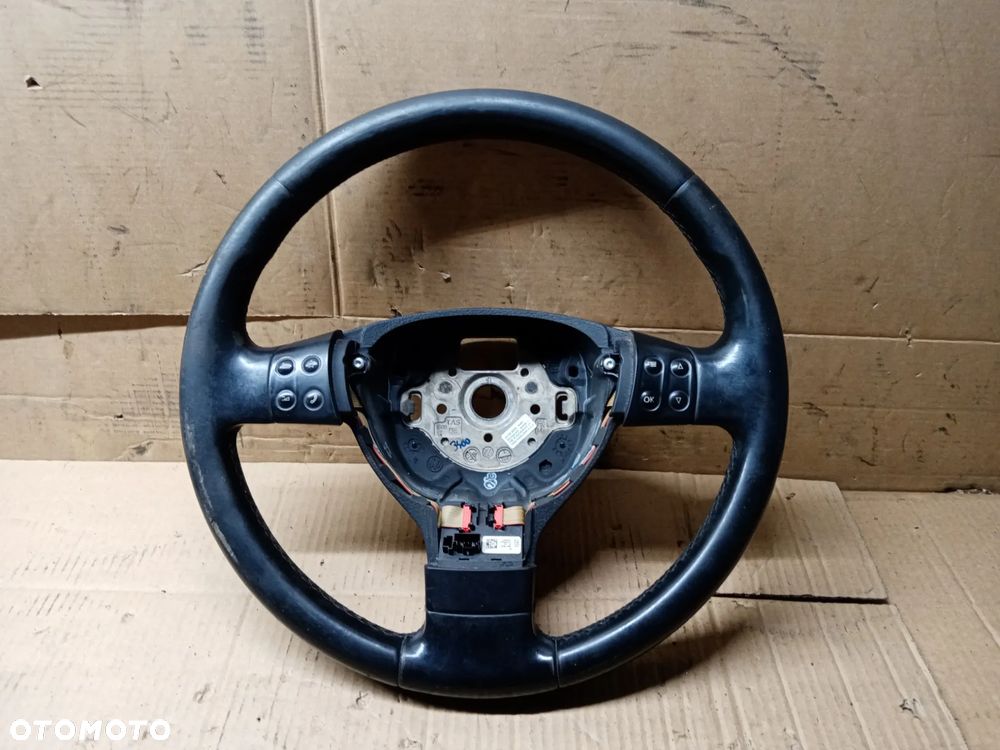 Kierownica trójramienna multifunkcyjna skórzana VW Passat B6 3C0419091LE - 1