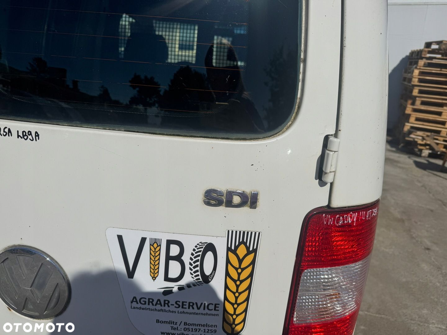 VW CADDY III PRAWE SKRZYDŁO KLAPY BAGAŻNIKA DRZWI BAGAŻNIKA LB9A - 4