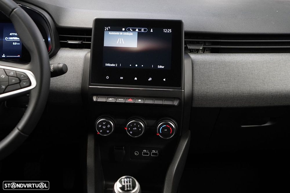 Renault Clio 1.0 TCe Evolution Bi-Fuel - 8