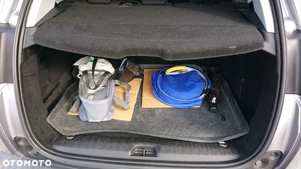 Peugeot 2008 1.2 Pure Tech Style - 5