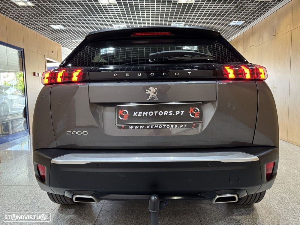 Peugeot 2008 1.2 PureTech Allure - 20