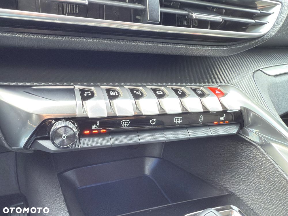 Peugeot 5008 2.0 BlueHDi GT Pack S&S EAT8 - 17