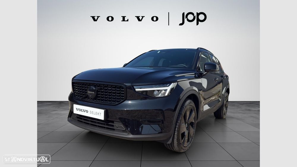 Volvo XC 40 2.0 B3 Black Edition - 2