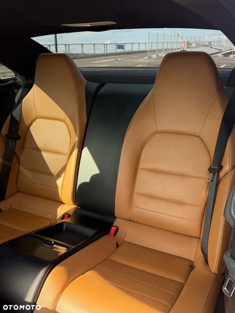 Mercedes-Benz Klasa E ver-250-cgi-blueefficiency - 8