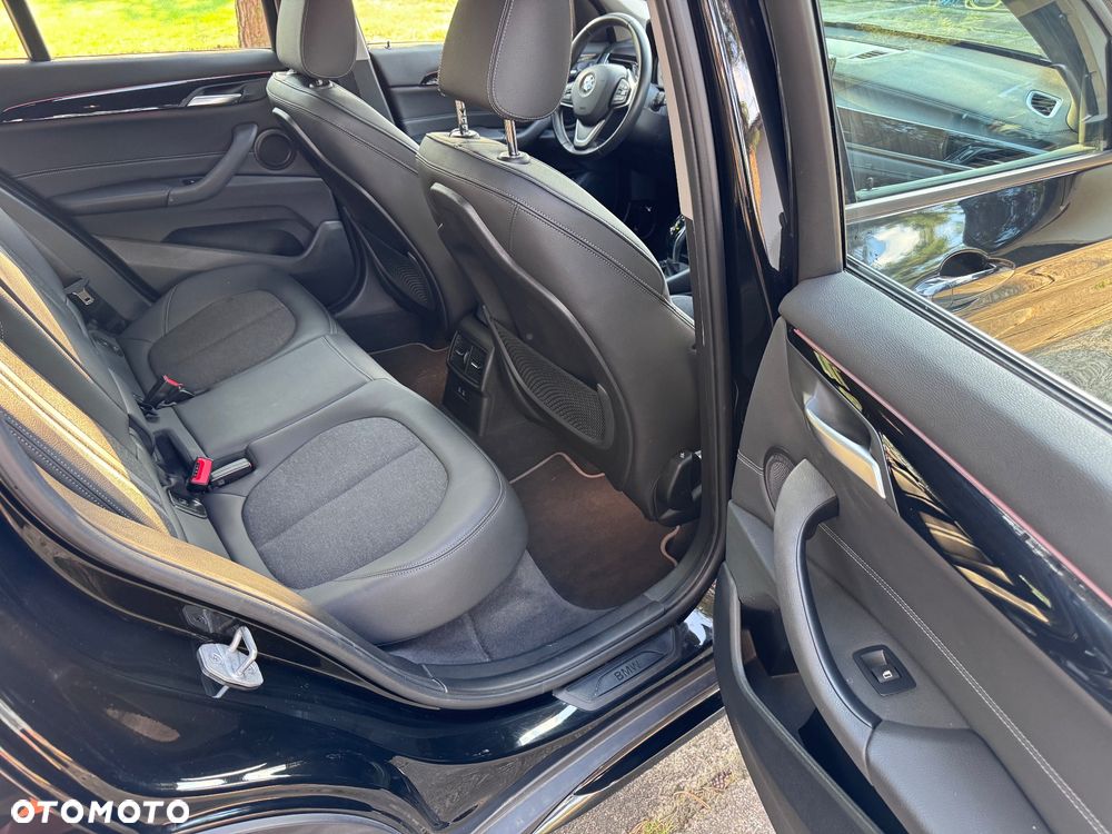 BMW X1 sDrive18i xLine sport - 16