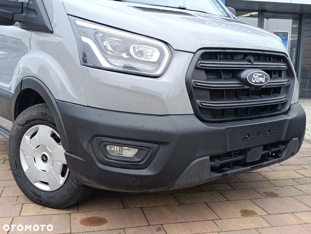 Ford Transit podwozie brygadowe - 4