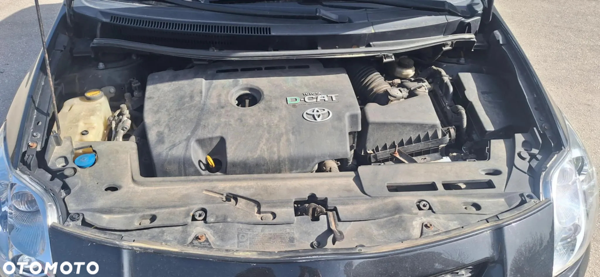 TOYOTA AURIS I 209 pas przedni dolny - 2