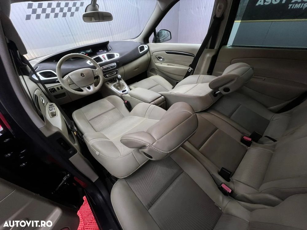 Renault Scenic - 13