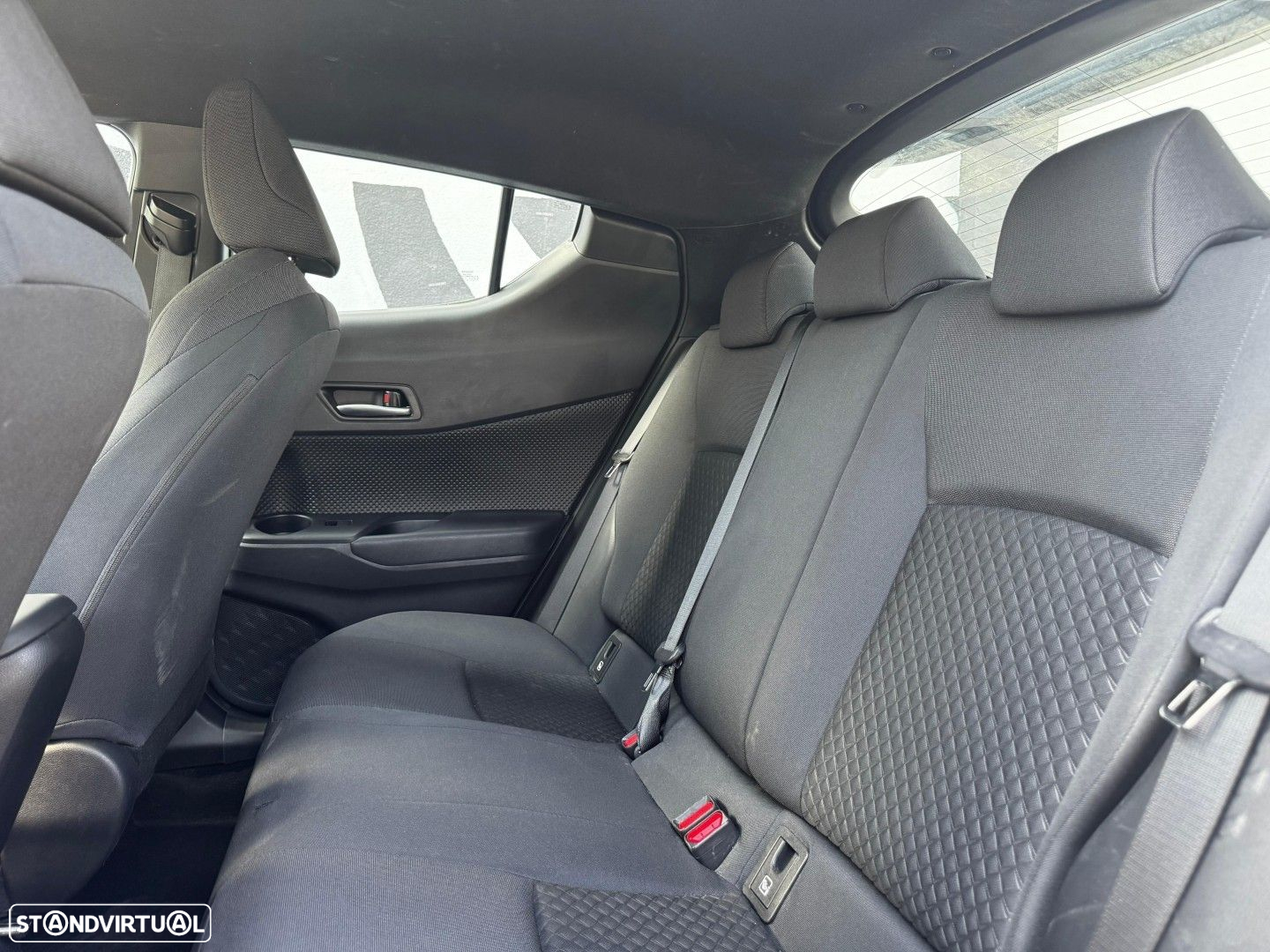 Toyota C-HR 1.8 Hybrid Square Collection - 9
