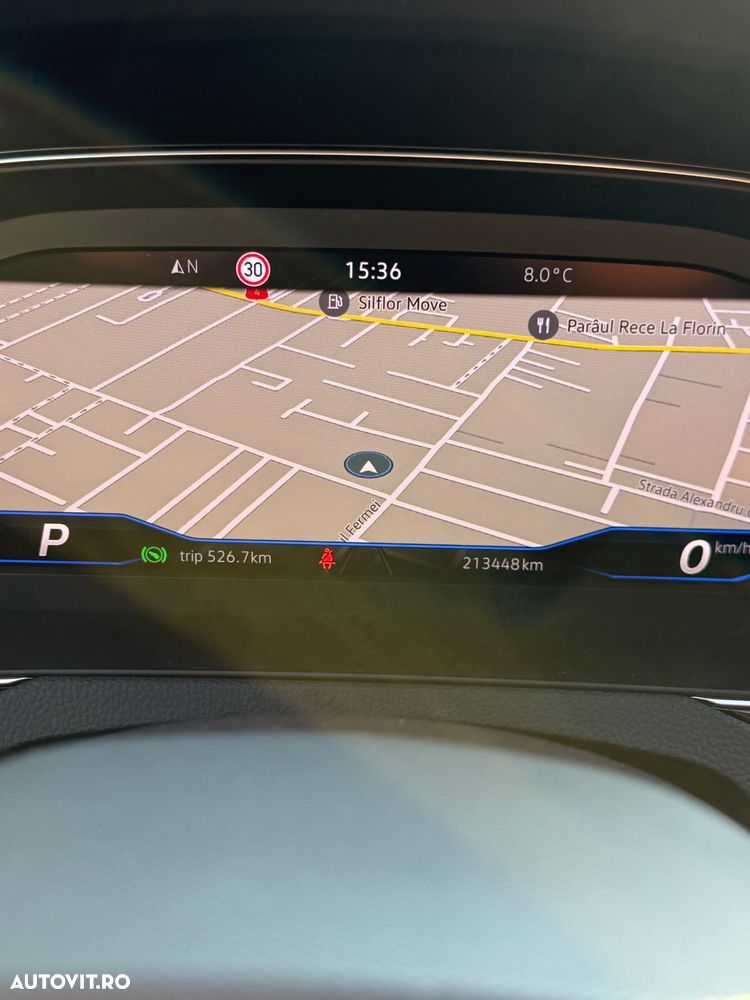 Volkswagen Passat - 14