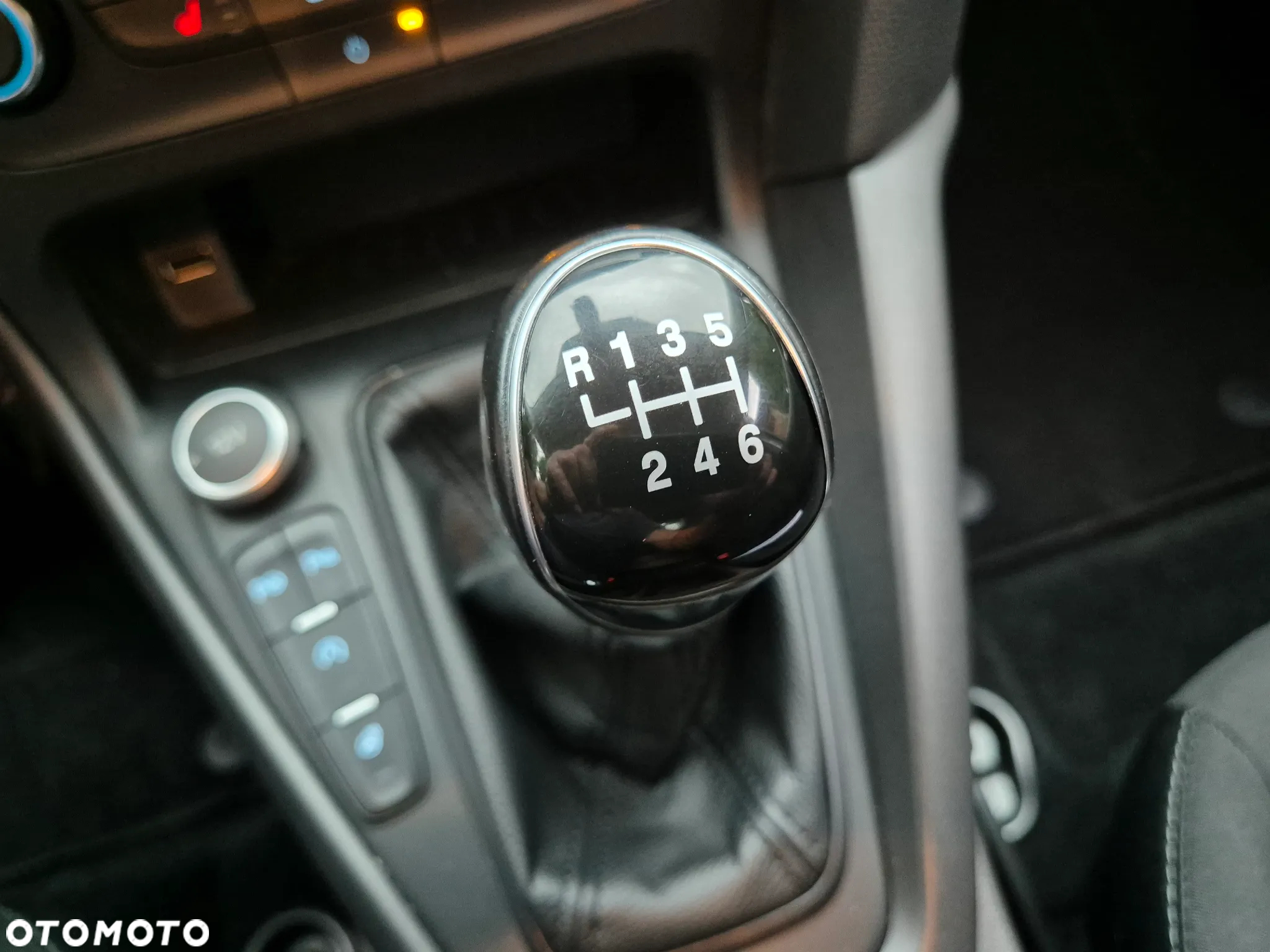 Ford Focus 1.0 EcoBoost Start-Stopp-System TITANIUM STYLE - 17