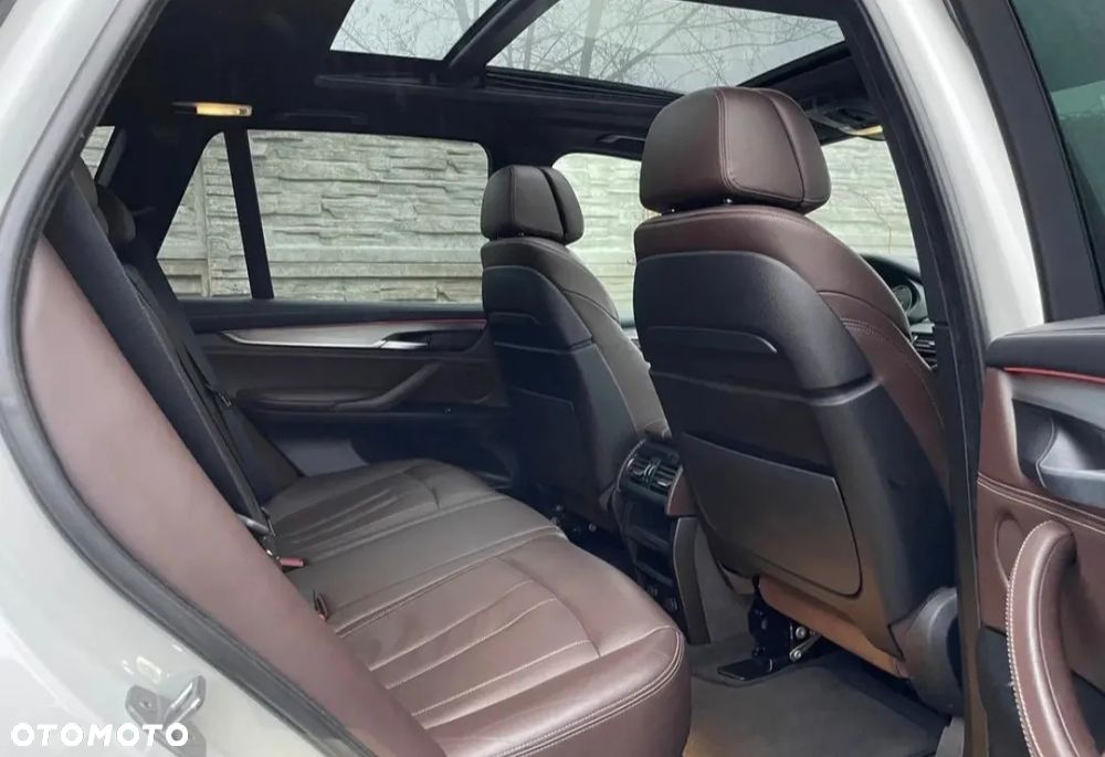 BMW X5 M M50d - 22