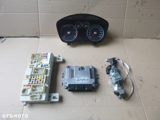 ZESTAW STARTOWY KOMPUTER STACYJKA IMMOBILIZER FORD FOCUS MK2 1.6 TDCI - 1
