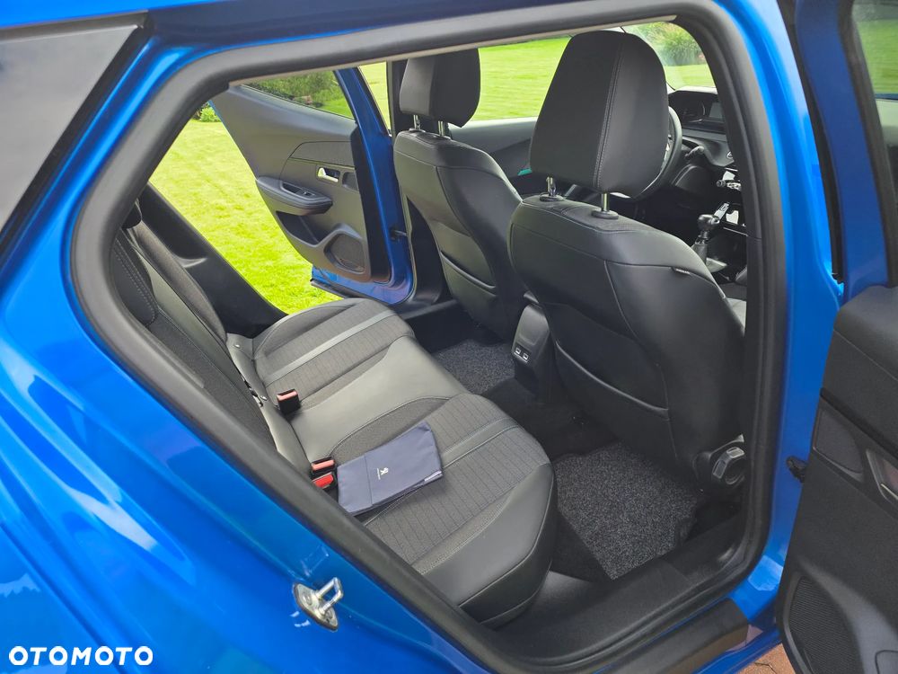 Peugeot 2008 1.2 PureTech GT Line S&S - 10