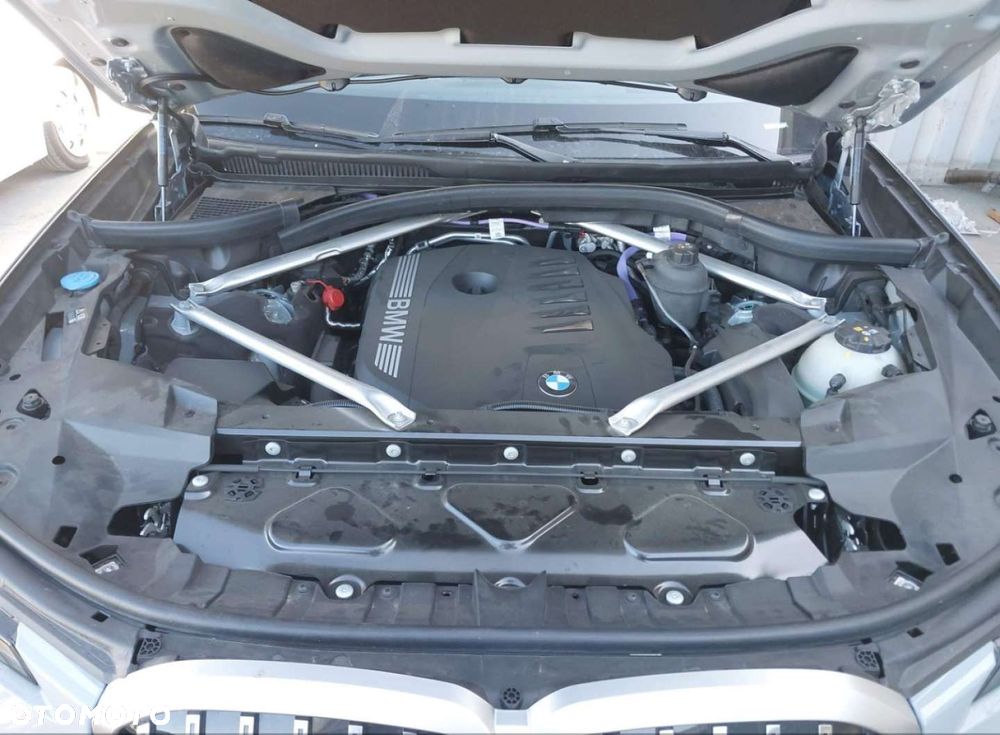BMW X7 - 11