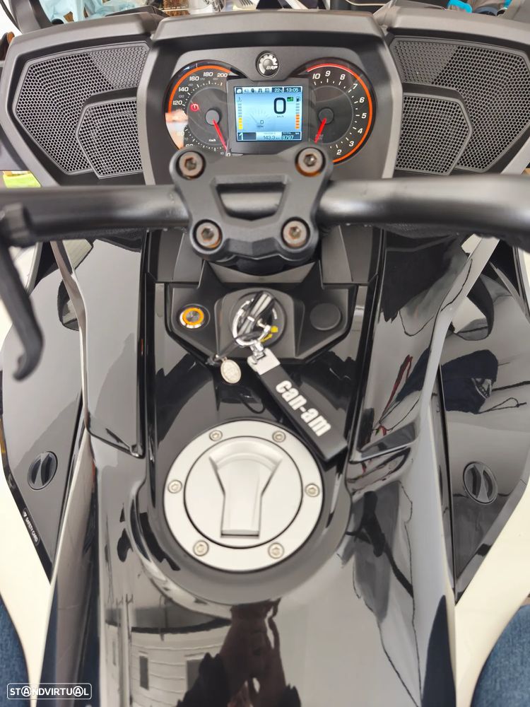 Can-Am Spyder F3 T - 13