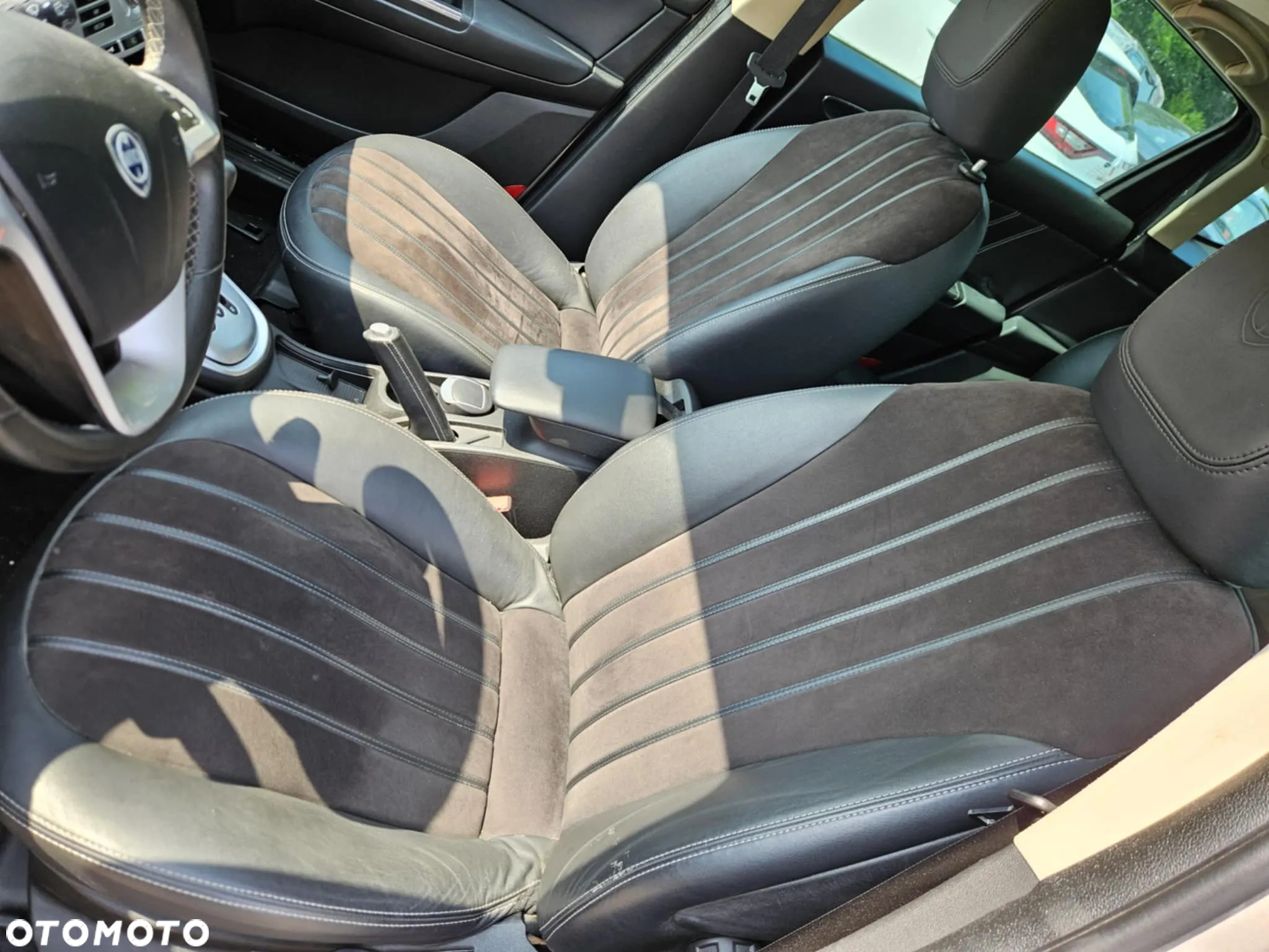 Lancia Delta 1.6 MultiJet 16v DFN6 Platinum - 16