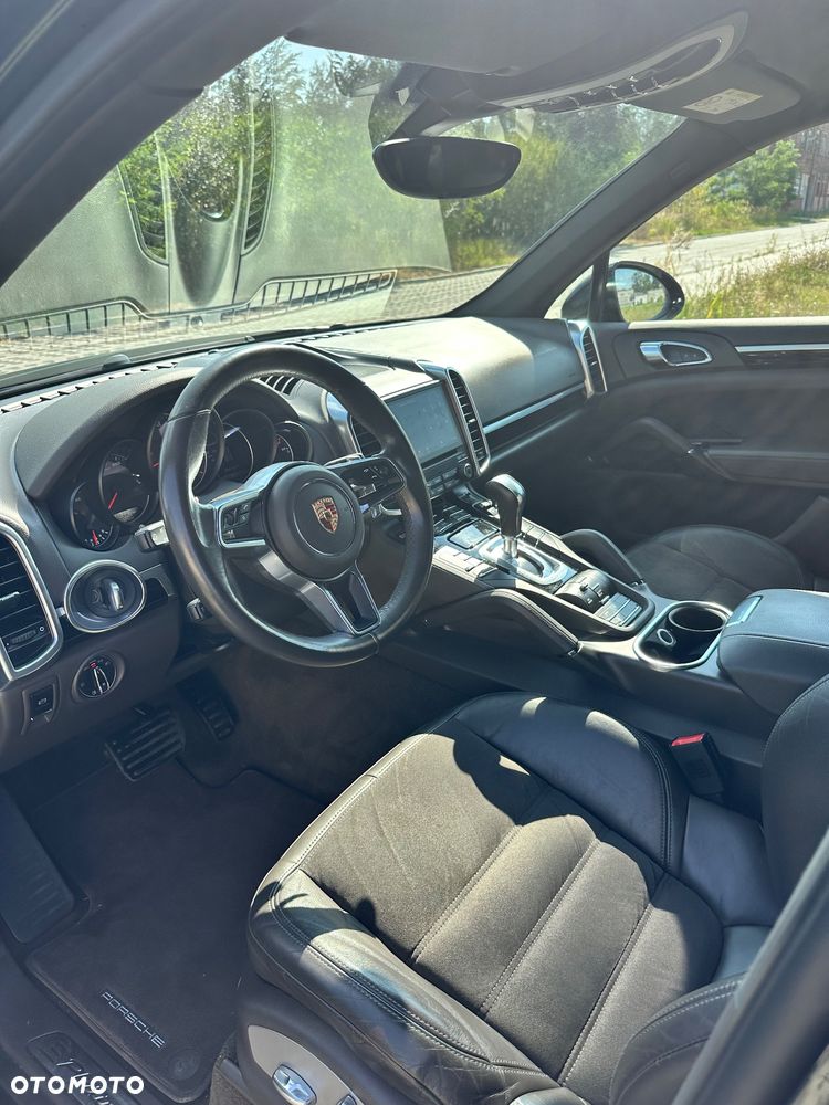 Porsche Cayenne Diesel Platinum Edition - 9