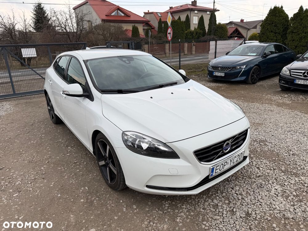 Volvo V40 D2 - 3