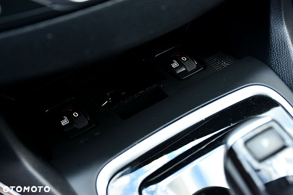 Peugeot 308 BlueHDi 130 EAT8 Stop & Start Allure - 26