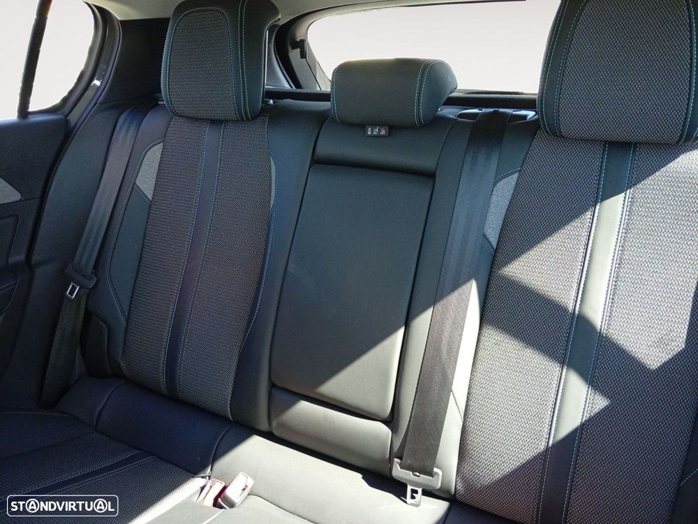 Peugeot 308 1.2 PureTech Allure - 13
