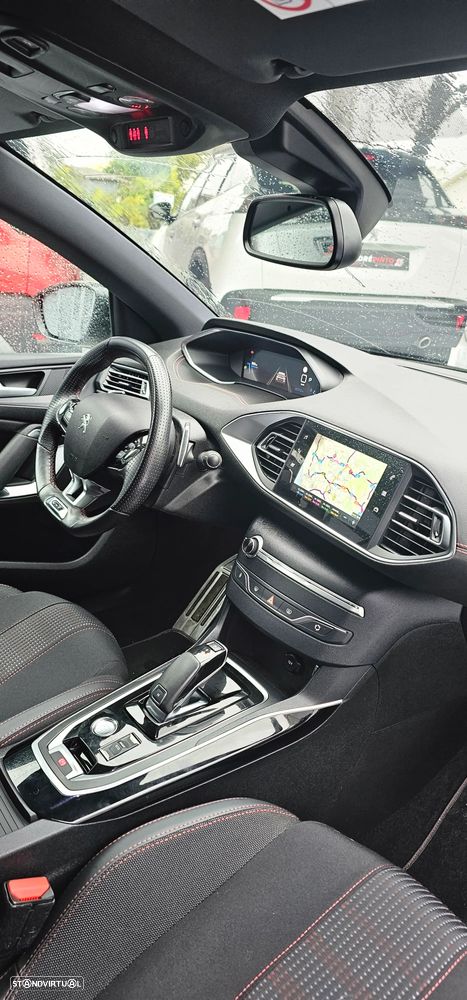 Peugeot 308 PureTech 130 EAT8 GT - 3