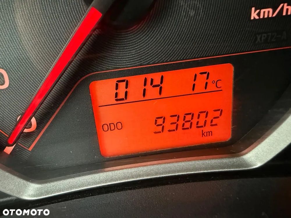 Toyota Yaris 1.0 VVT-i - 15