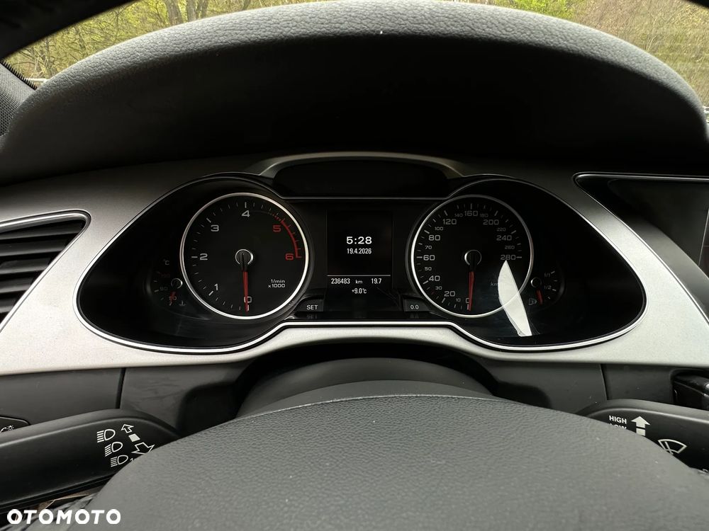 Audi A4 Avant 2.0 TDI DPF multitronic S line Sportpaket - 15