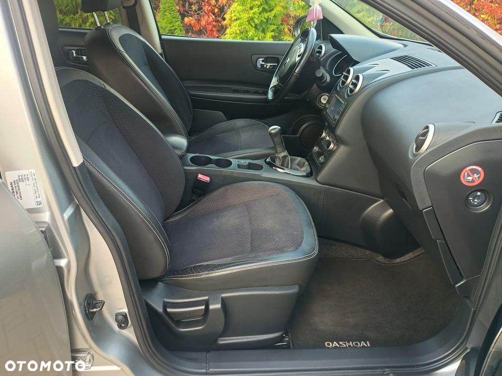 Nissan Qashqai - 23