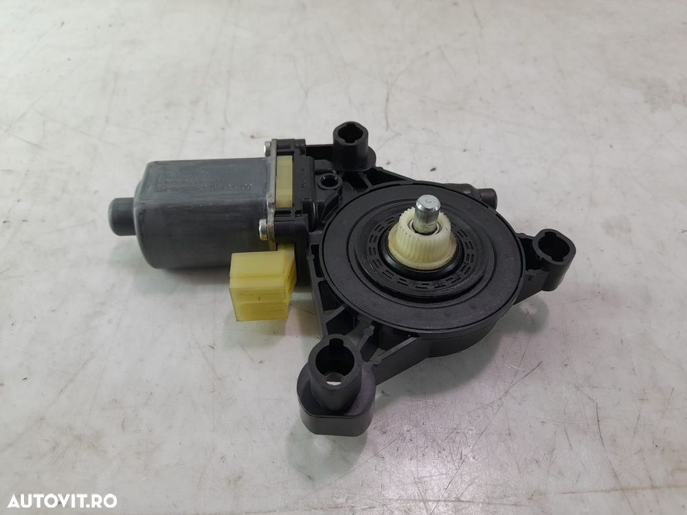 Motoras geam dreapta spate 5Q0959802 Audi A3 8V [2012 - 2016] - 3
