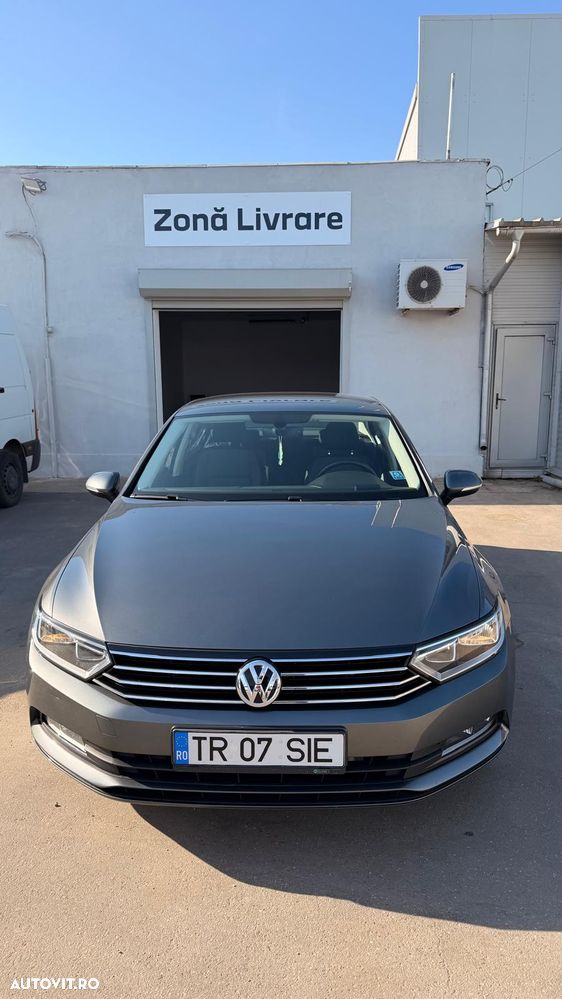 Volkswagen Passat 2.0 TDI Trendline - 3