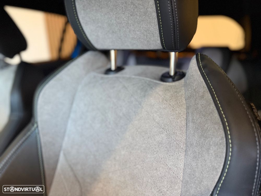 Peugeot e-208 GT Pack - 24