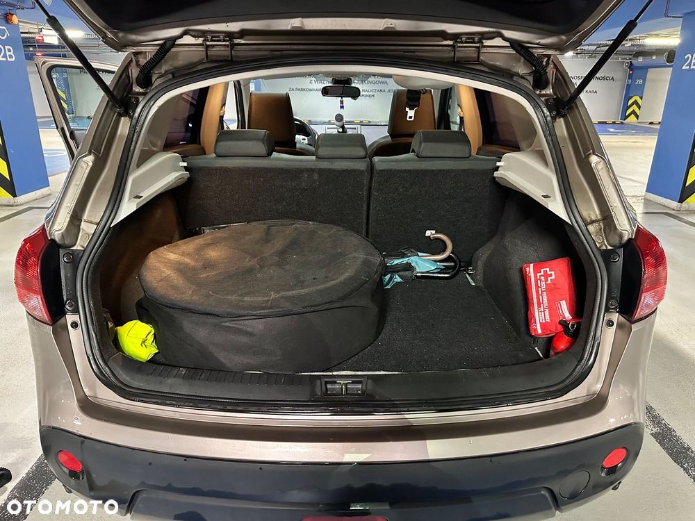 Nissan Qashqai 2.0 4 x 4 CVT tekna - 11