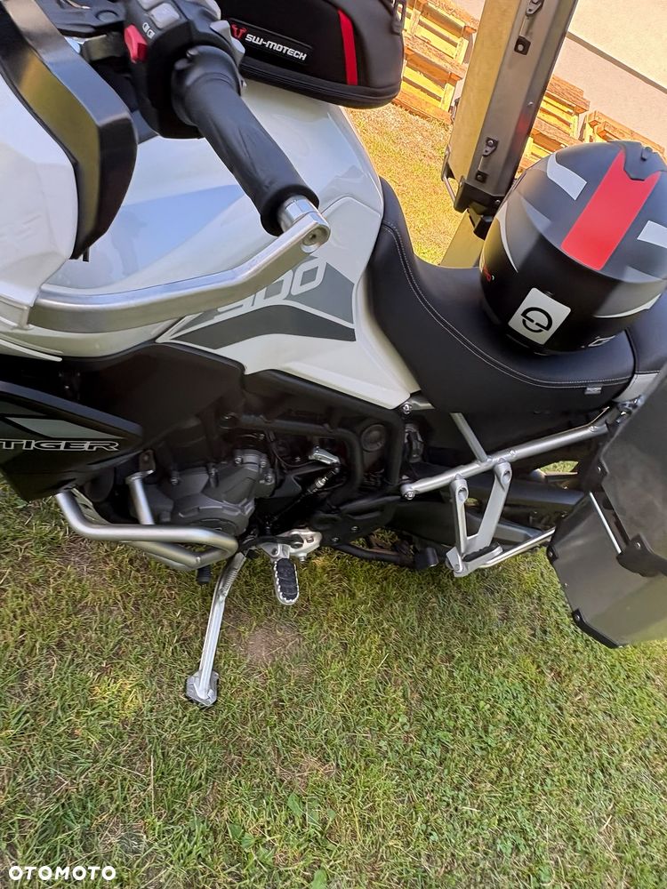 Triumph Tiger - 11