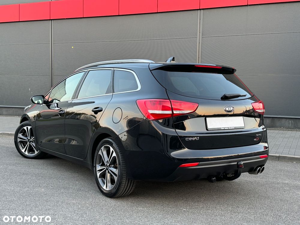 Kia Ceed 1.6 CRDi GT Line DCT - 4