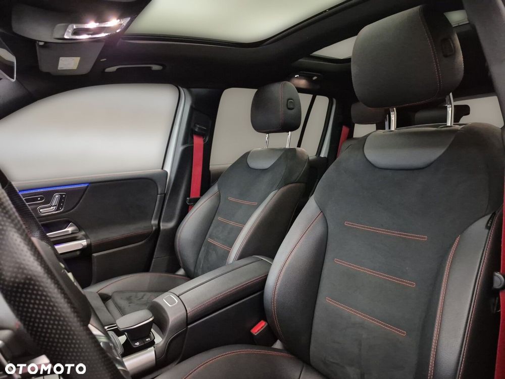 Mercedes-Benz GLB AMG 35 mHEV 4-Matic 8G-DCT - 13