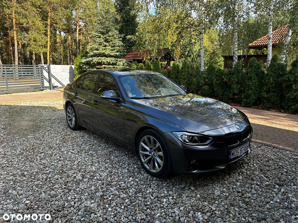 BMW Seria 3 328i - 13