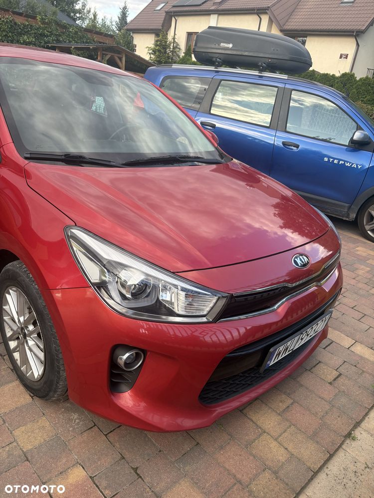 Kia Rio - 1