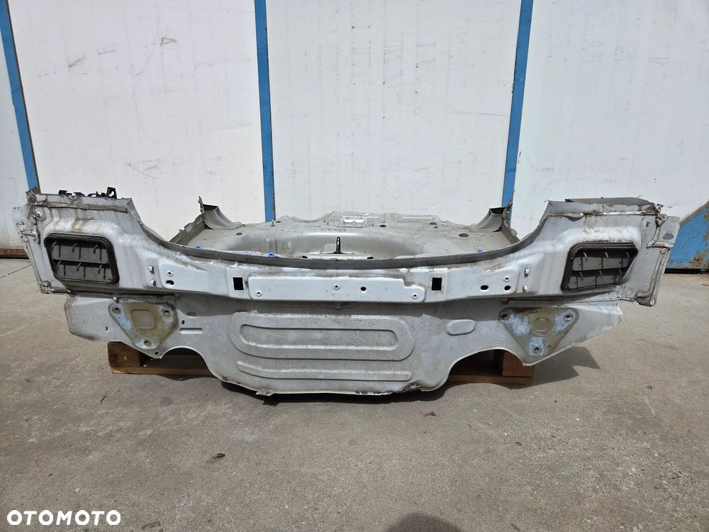 Ćwiartka wanna pas tylny dupa Peugeot 208 II ADBLUE 1.5 - 1