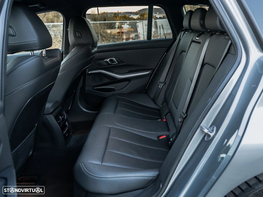 BMW 320 e Aut. Luxury Line - 10