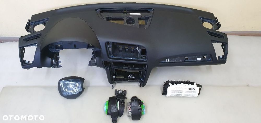 Deska rozdzielcza konsola kokpit Audi Q5 MIĘKKA - 1