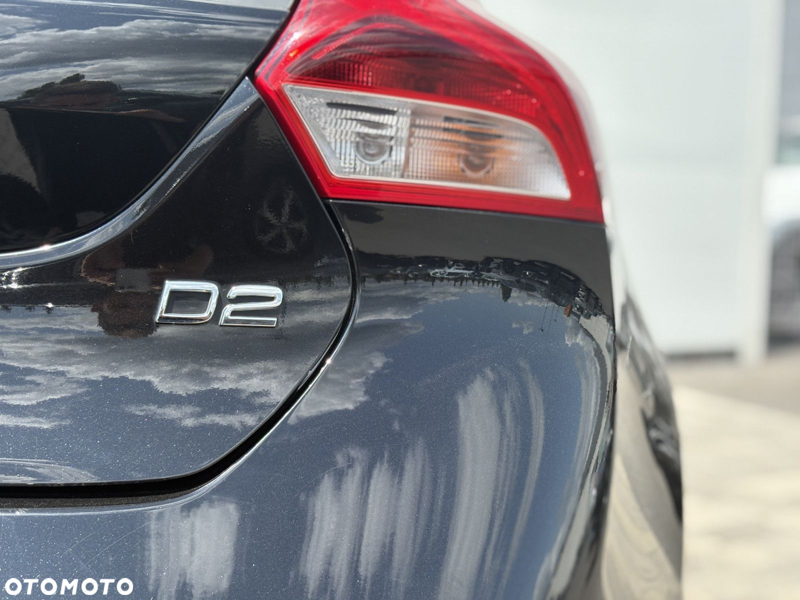 Volvo V40 - 25