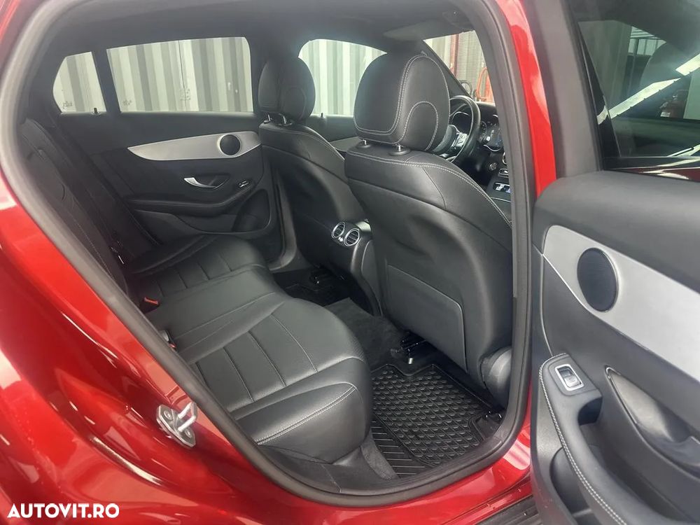 Mercedes-Benz GLC Coupe 300 d 4MATIC - 13