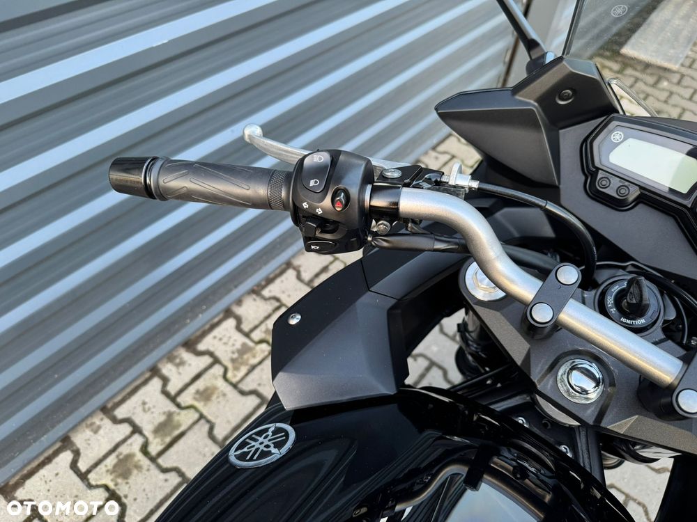 Yamaha XJ - 13