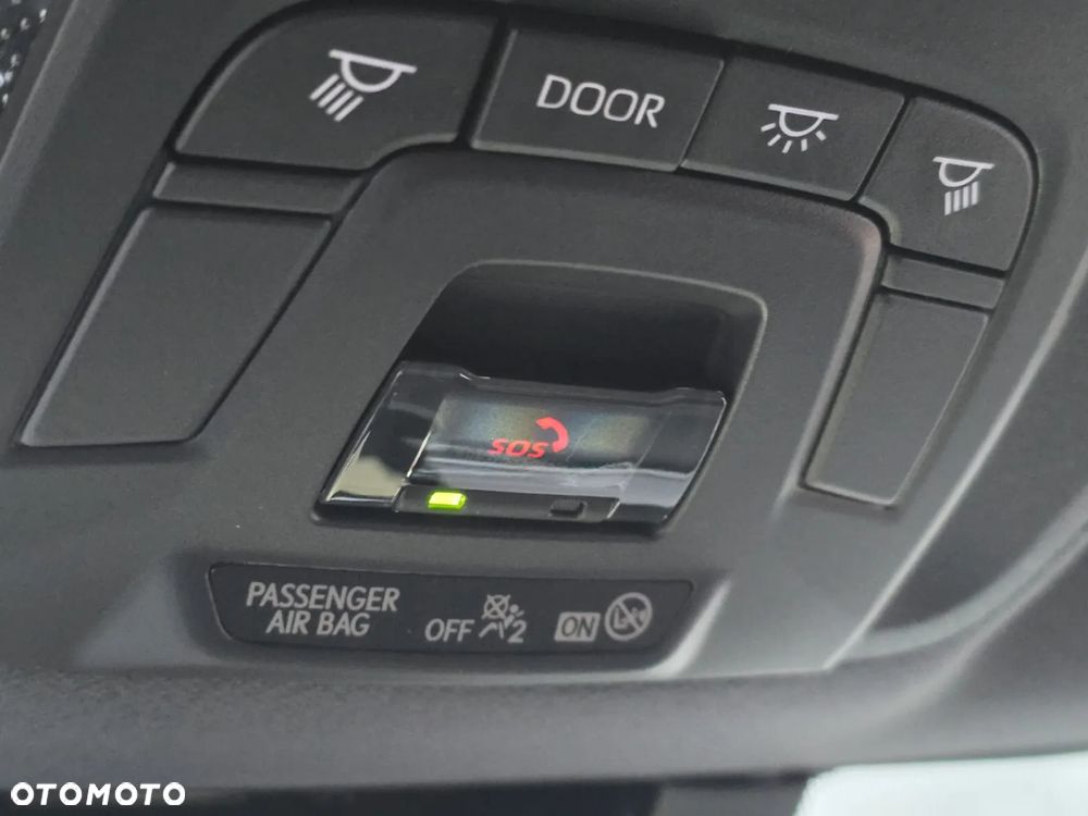 Toyota Corolla 1.8 Hybrid Style - 25