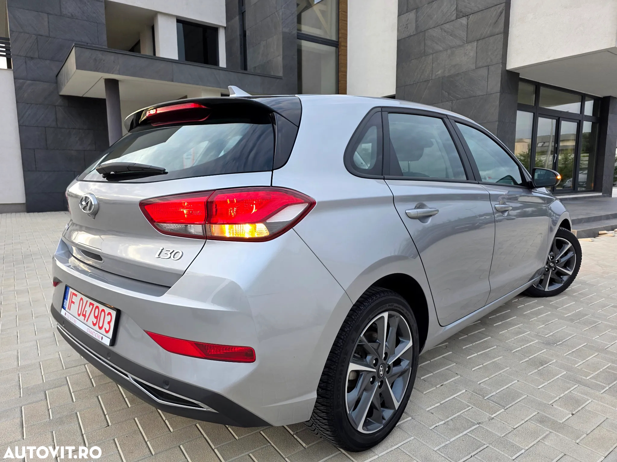 Hyundai i30 1.0 T-GDI 48V-Hybrid DCT Trend - 6