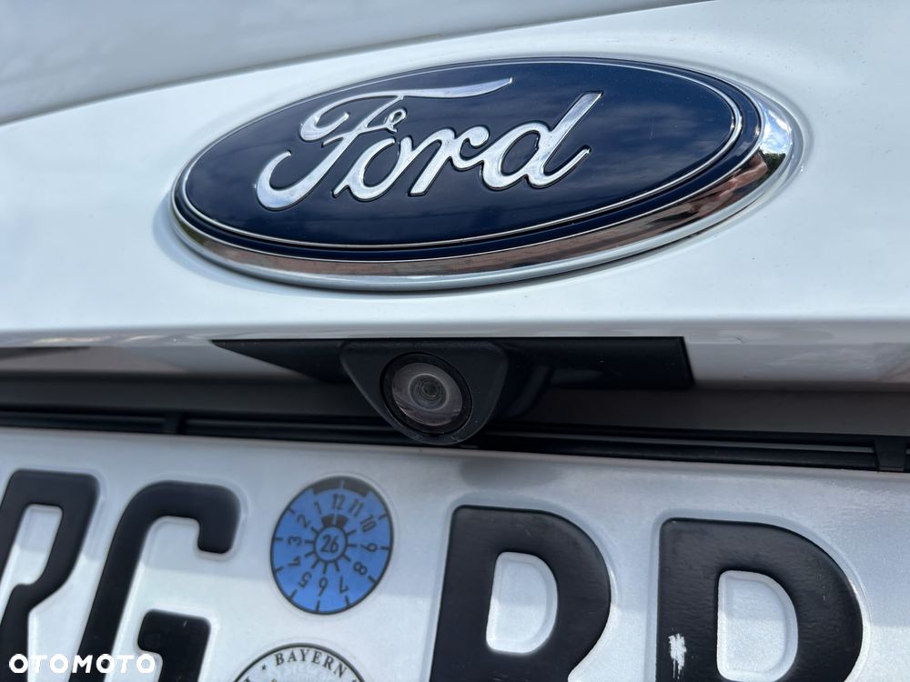 Ford Kuga 2.0 TDCi 4x4 ST-Line - 38