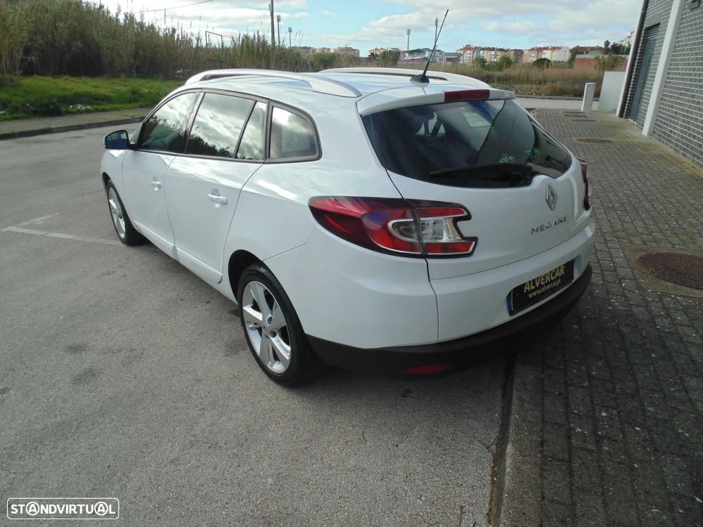 Renault Mégane Sport Tourer 1.5 dCi Luxe SS - 10