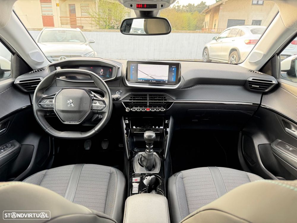 Peugeot 208 1.2 PureTech Allure Pack - 35