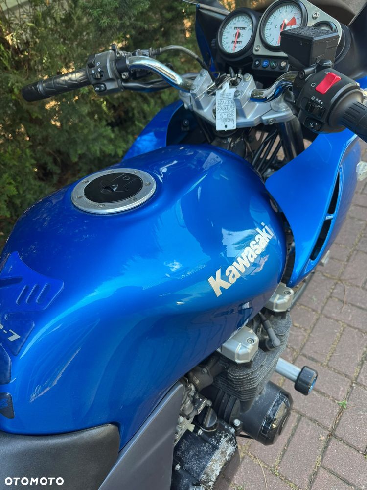 Kawasaki ZR - 13